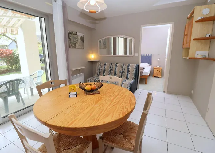 Apartment Le Jardin De By Tranquil At